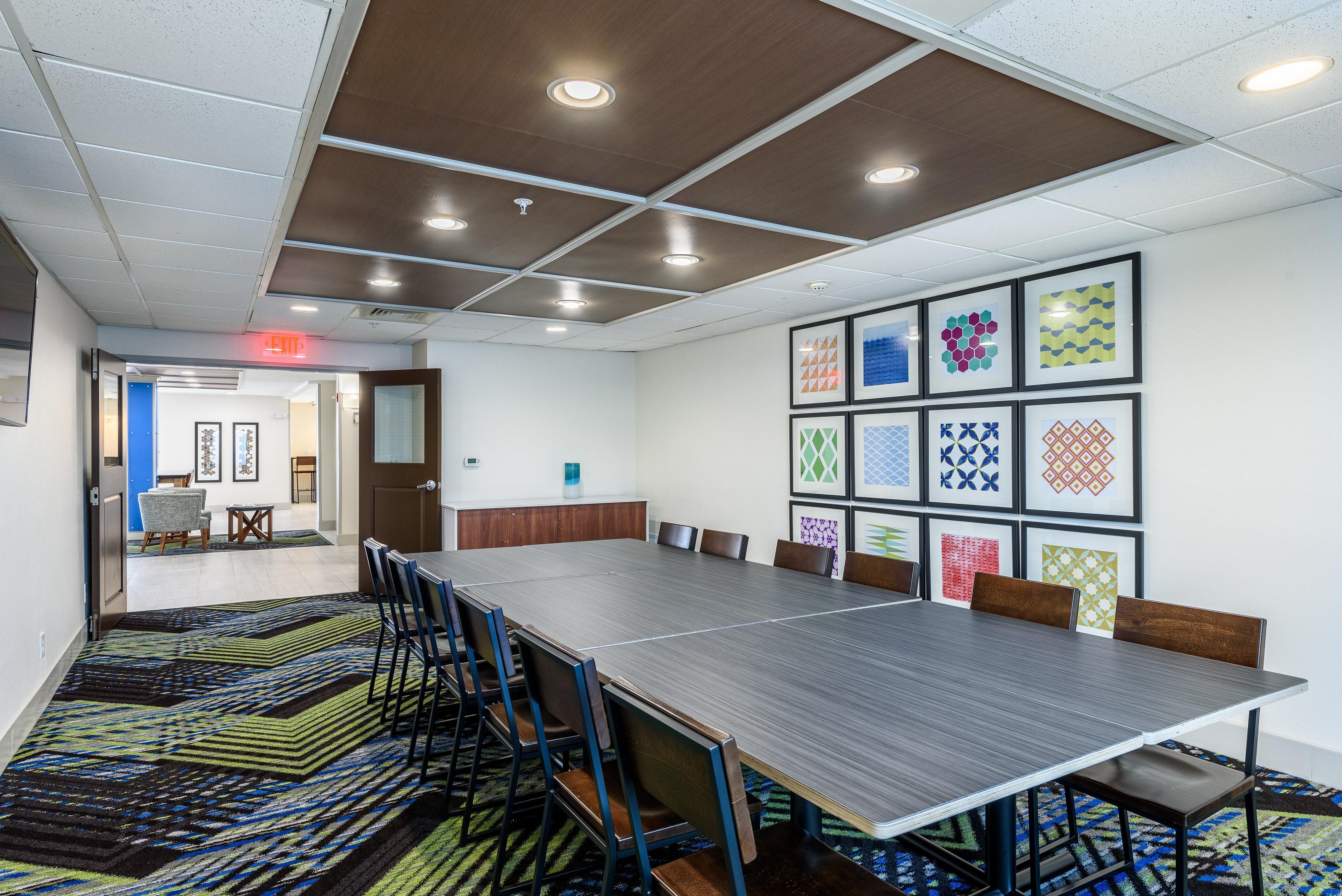 Holiday Inn Express Hotel And Suites Bastrop By Ihg Kültér fotó